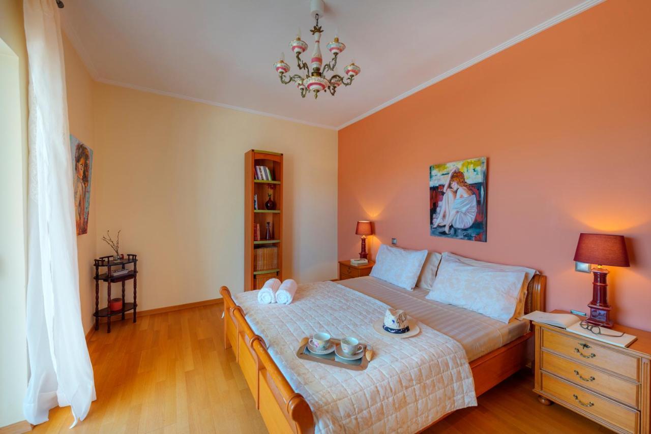 The Painters Luxurious Villa Anáviszosz Kültér fotó