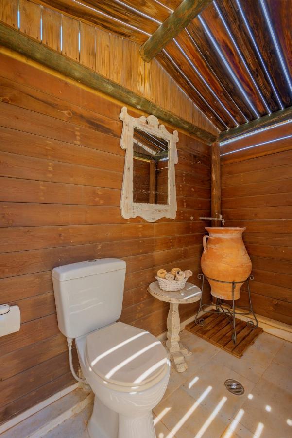 The Painters Luxurious Villa Anáviszosz Kültér fotó